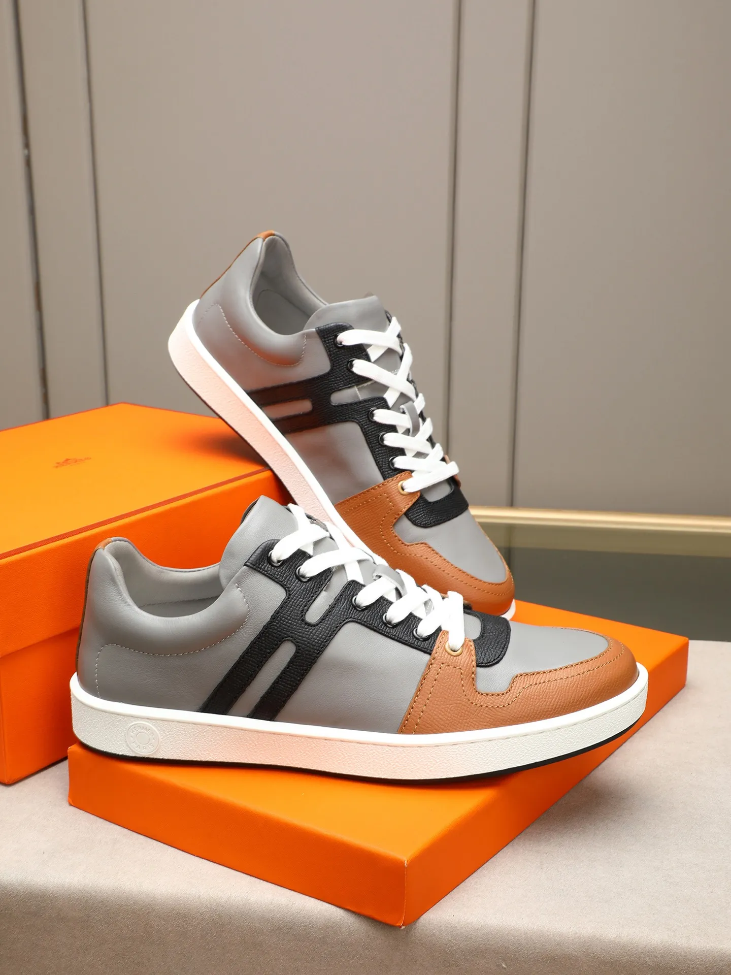 Men's shoes 💰720 [HERMES] Hermès - High-end quality original 🔍🔍🔍 casual sneakers - Upper: 🔝 Napa calfskin, shoe body sewn with brand 'H' totem - Lining: water-dyed cowhide - Outsole: original TPR. :38-44 (45, can be customized)